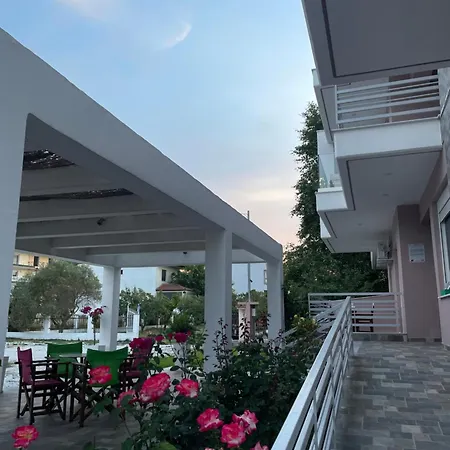 Nigdeli Apartmanhotel Sztavrósz